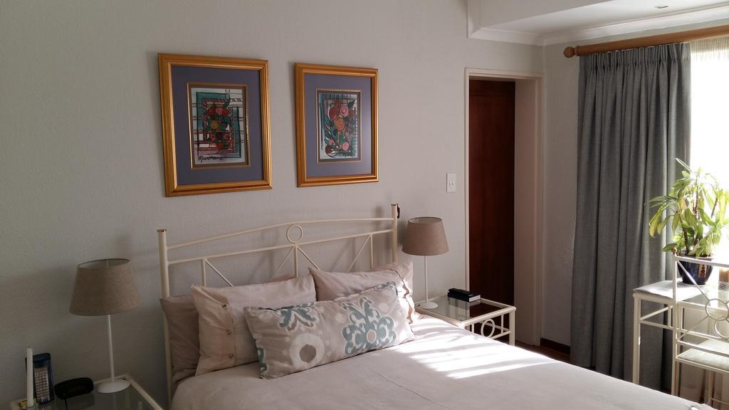 Old Oak Guest House Bellville Extérieur photo