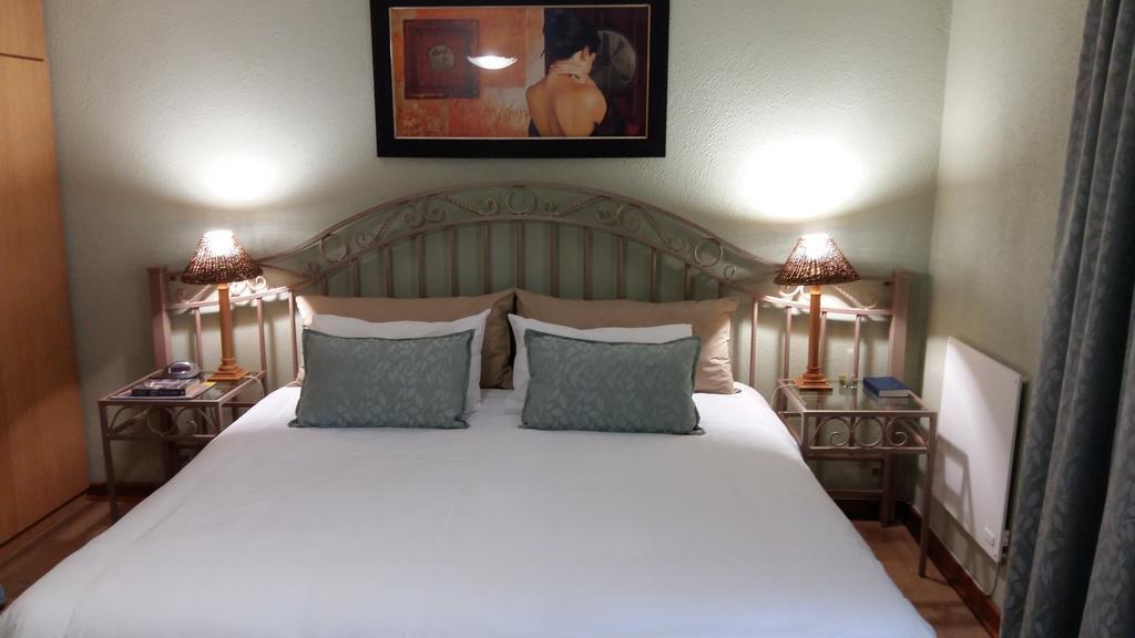 Old Oak Guest House Bellville Extérieur photo